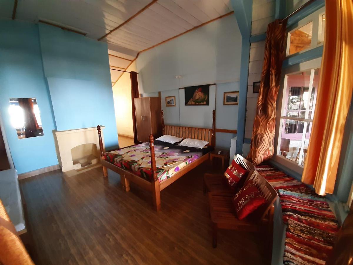 Leela Homestay *