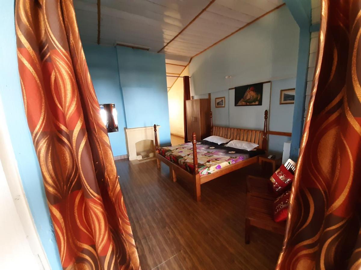 Leela Homestay *